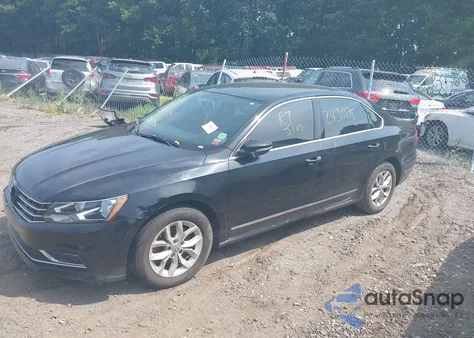 2016 Volkswagen Passat 1.8T S z USA, uszkodzony, nr VIN 1VWAT7A30GC058676